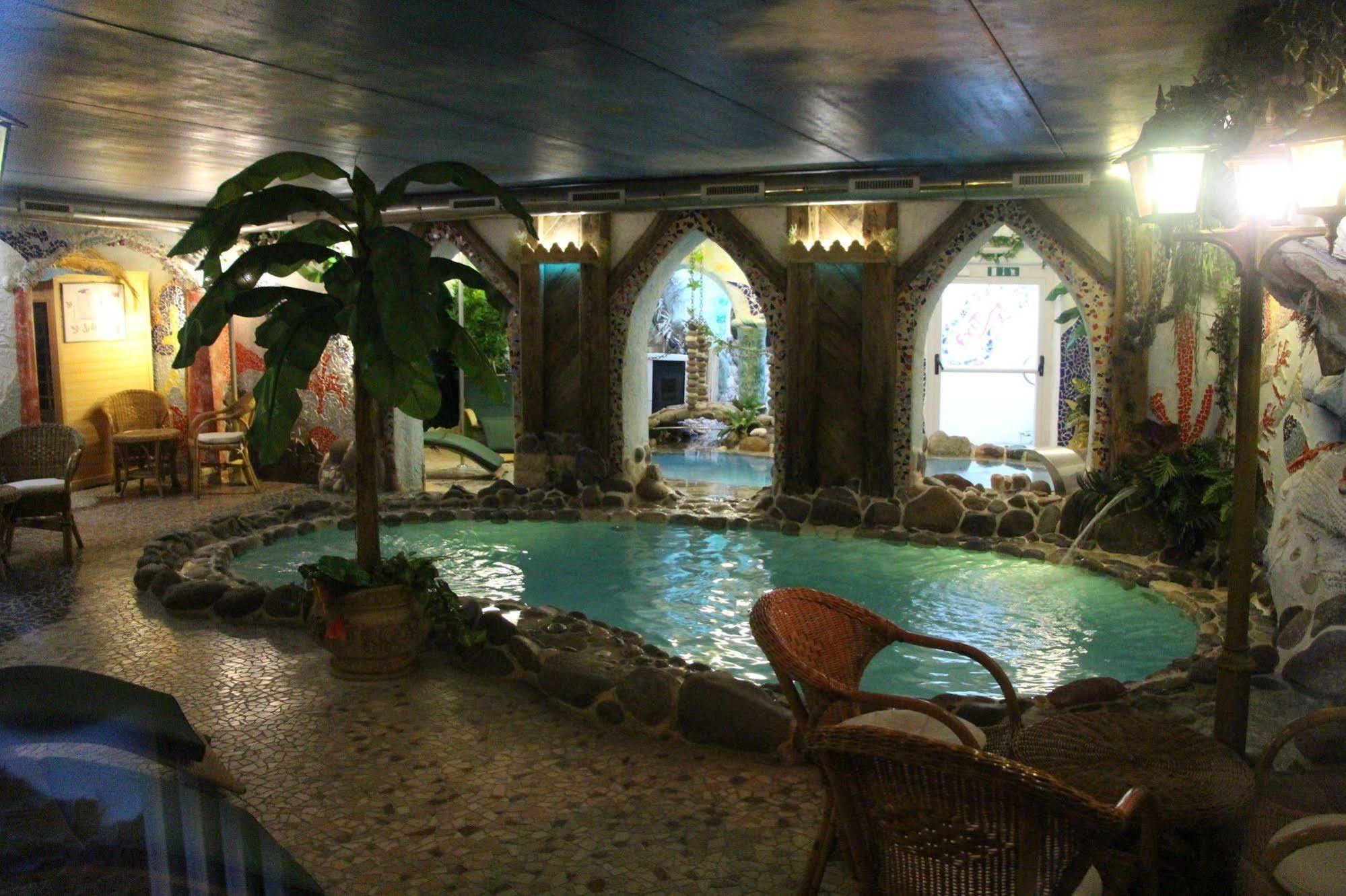 Hotel Ancora Кастелло-ді-Ф'ємме Екстер'єр фото